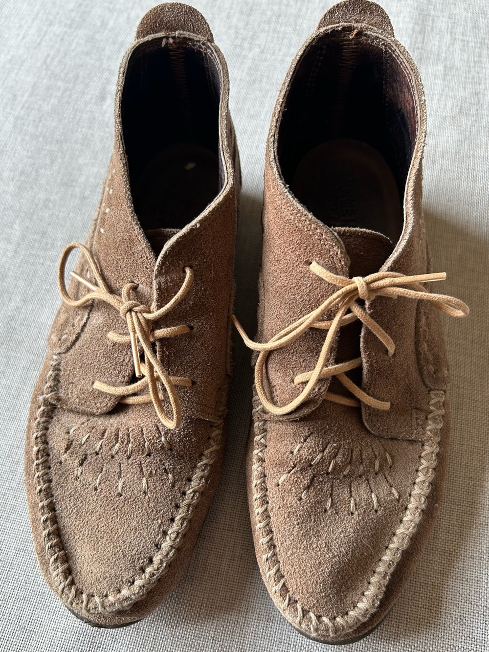 Minnetonka Brown Suede Moccasin Lace-Up Flats